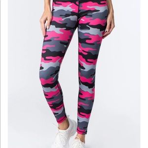 Camo leggings